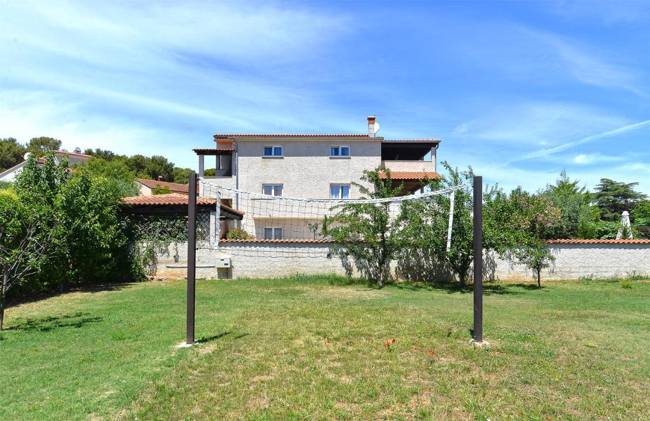 Počitniška hiša House Vesna 2101