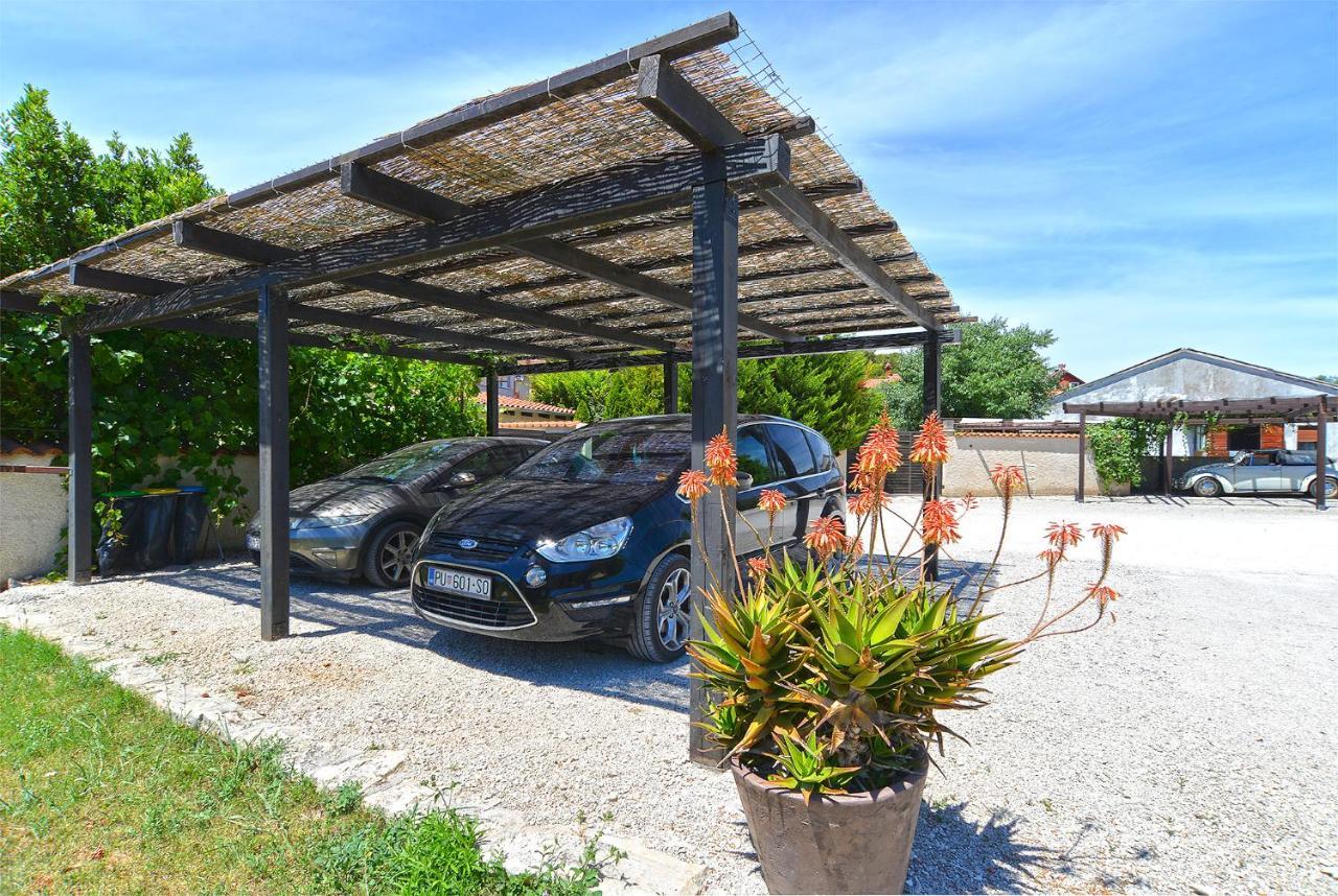 House Vesna 2101 *